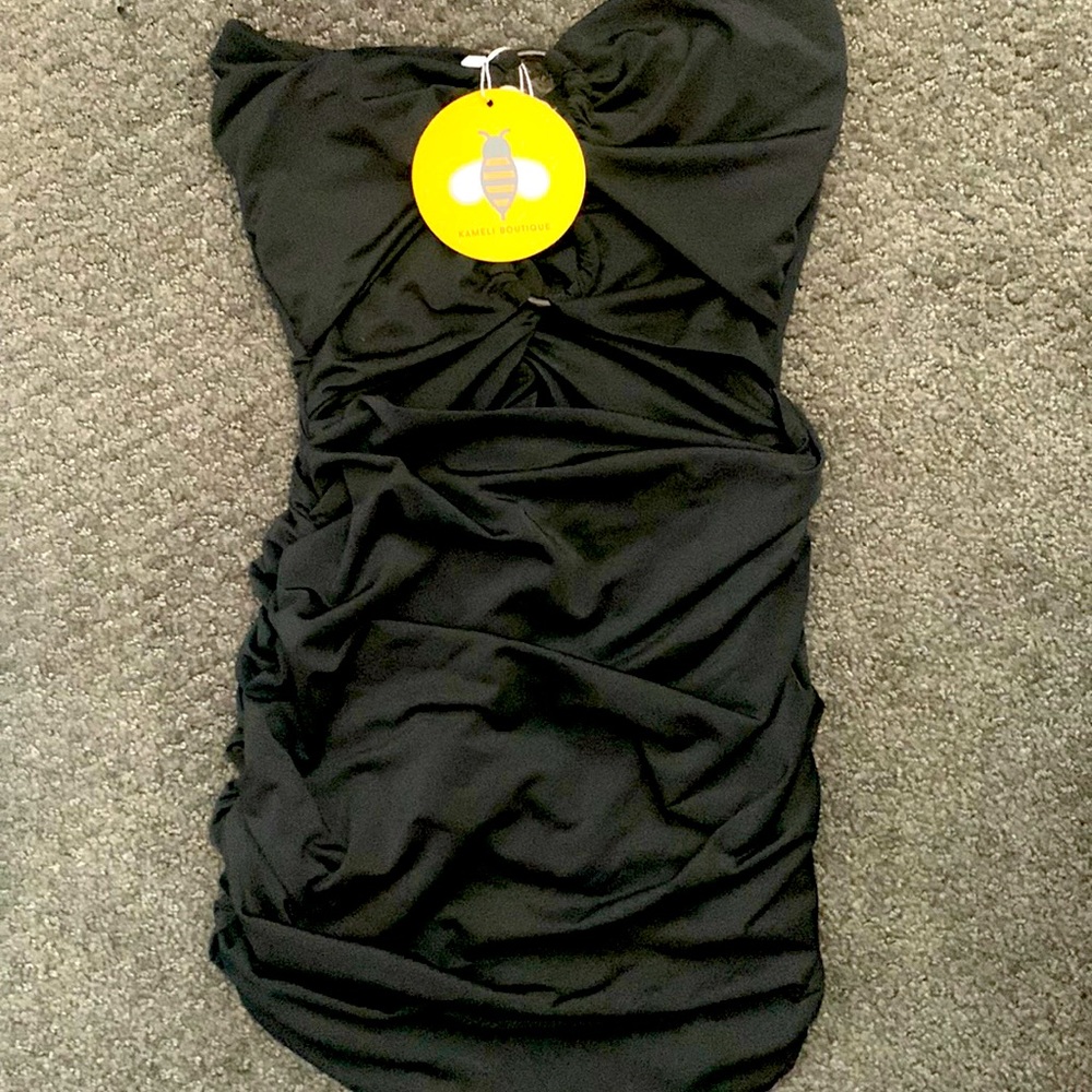 Kameli boutique little black dress